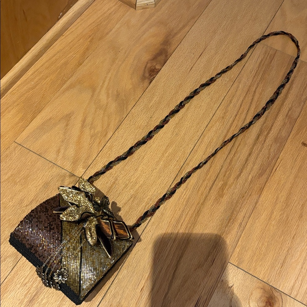 MARY FRANCES Bag Clutch Beaded rare Purse shoulder handbag Gold Flowers jeweled - Picture 11 of 17
